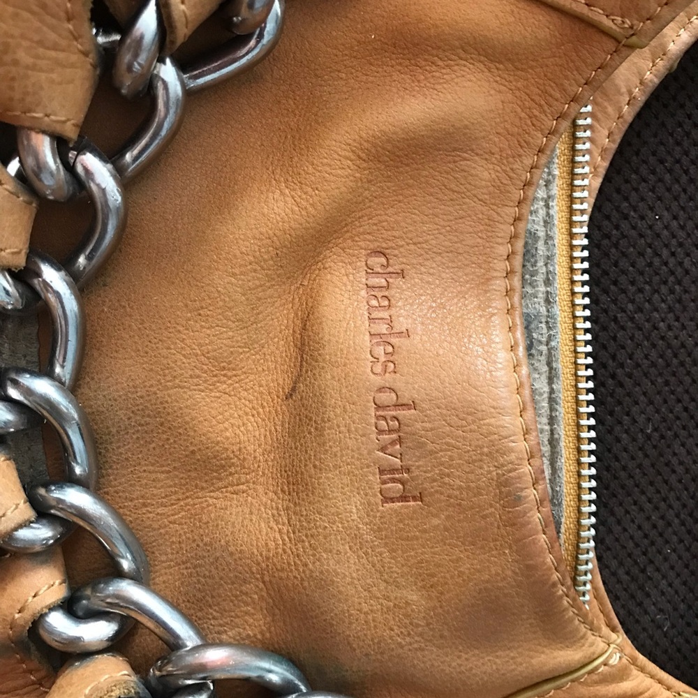 Charles David boho leather bag heavy metal details - Picture 5 of 8